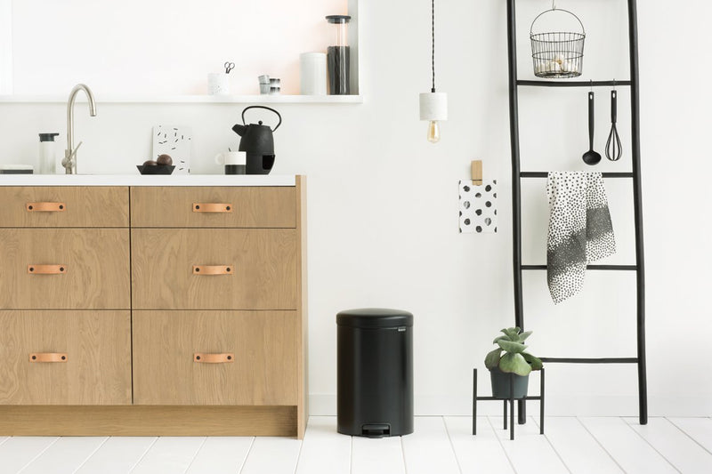 BRABANTIA 20L Pedal Bin newIcon - Sept Promo till 30 Sept